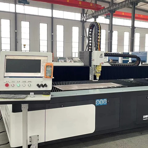 Tuosheng high quality 1kw 2kw 3kw 4kw 6kw cnc metal sheet stainless steel cnc fiber laser cutting machine for pipe and plate