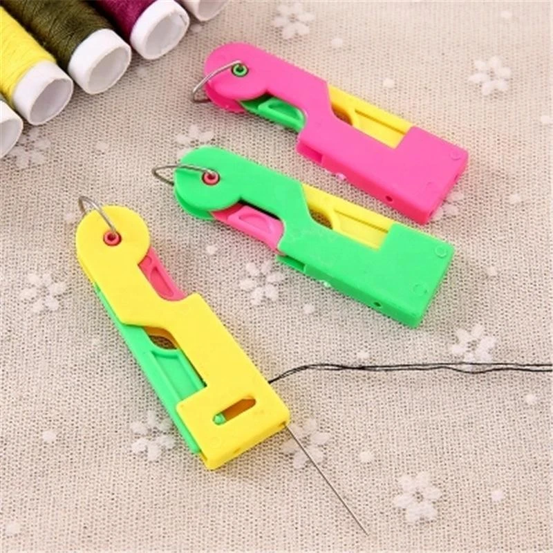 Use Tool Automatic Needle Threader Stitch Insertion Tool Elderly Guide Needle Easy Device Automatics Thread Sewing Supply