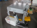 mold carrier for high pressure foaming machine