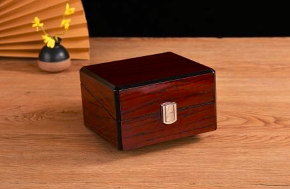 Buy Custom High-end Style Wooden Box from Wenzhou Ruiye Arts & Crafts ...
