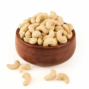 Organic & Natural Cashew Nuts – W240, W320 Grades for Food Industry