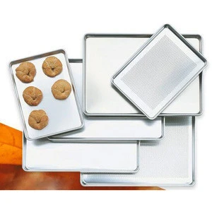18" x 26" Full Size Wire in Rim Bakeware Aluminum baking tray