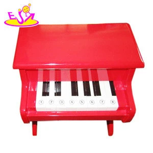 2017 Hot selling toy musical instruments child wooden piano, colorful child wooden piano set W07K002