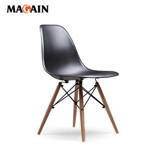 Best Price Modern Office Restaurant Living Room Dining PP Plastic Chair With Solid Wood Legs