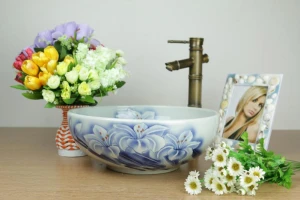 Blue-and-white Ceramic Petal Shaped Bathroom Wash Basin Hand  Basin Sink 2021 New Design Hot-selling