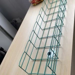 Cheap Factory Price under desk wire mesh machine Grid bridge 200x100x4 surface sprayed cable management tray