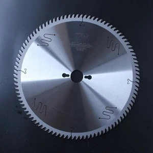 China wholesale TCT or PCD circular saw blade for cutting wood 300*3.2/2.2/30-96T