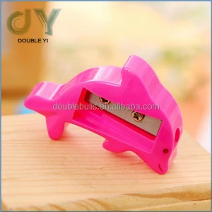 Cute candy color plastic sharpener, cheap pencil sharpener for students