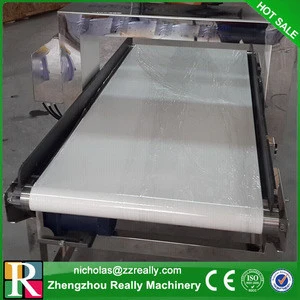 Food and textile industry conveyor belt metal detector price for sale