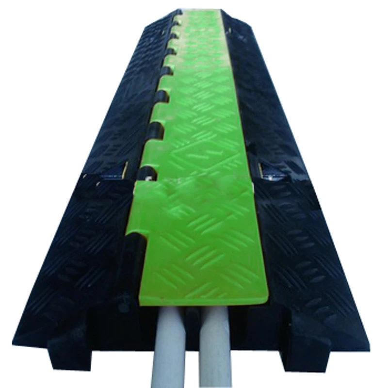 High Loading 2 Channel Rubber Road Ramp Rubber Outdoor And Indoor Cable Hole Protector
