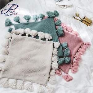 Luxury Pink Green White 18*18inches Sofa Decorative Knitted Pillow Case Cushion Cover with Pom Poms