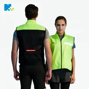 Sleeveless Hydration Unisex LED Mesh Jogging&running&biking&&cycling Reflective Safety Vest Tactical Weighted Green OEM Designs