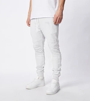 White color regular fit fleece pant