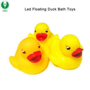 Wholesale Fashion Cheap Advertising Promotion Mini Floating PVC Duck For Baby