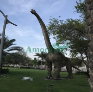 Simulation Life Size Brachiosaurus﻿