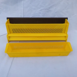2020 Hot Sale Beekeeping Tools Yellow Plastic Bee Pollen Tray with Good Price