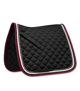 Black Horse Saddle Pad Model 002 Equestrian White and Red Border Contrast Horse Equipments