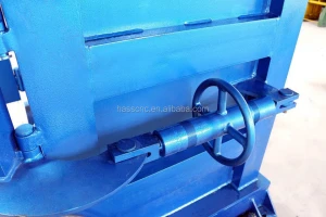 experienced Manufacture hydraulic vertical plastic bottle baler straw waste paper compactor machine