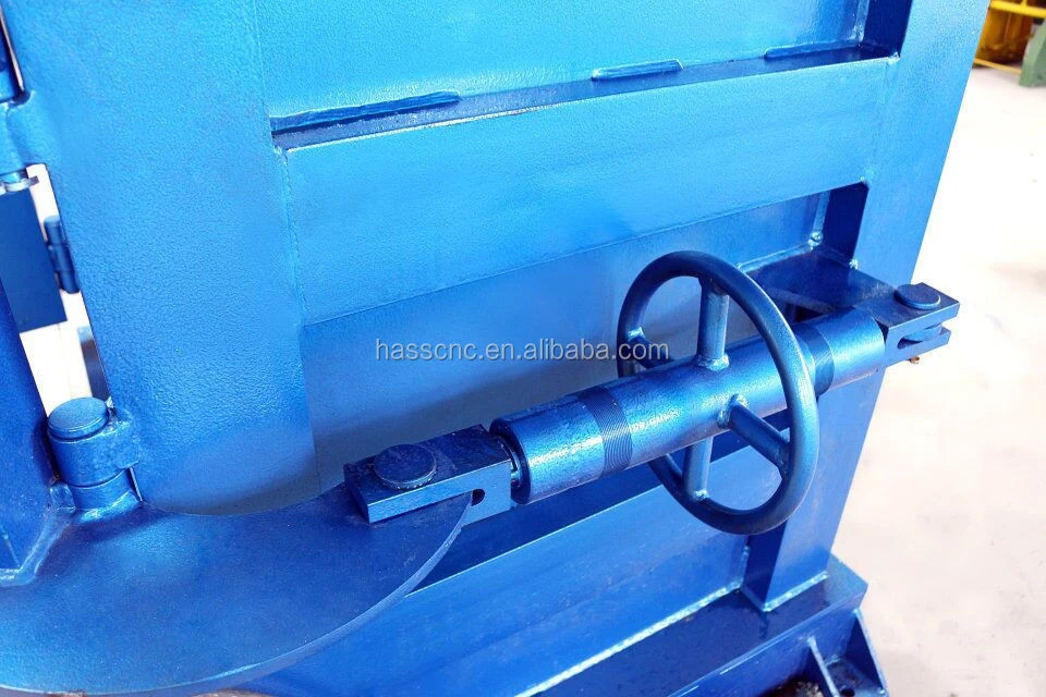 experienced Manufacture hydraulic vertical plastic bottle baler straw waste paper compactor machine