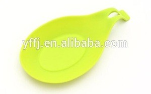 heat resistant silicone spoon rest for cooking
