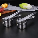 hot selling multifunctional  fruit juicer vegetable juicer hand-held juicer