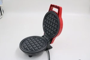 New Design Electric Waffle Maker pan maker and grill maker with ETL and CE certificate.