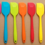 Silicon mixing butter spatula in Making Cake Usage