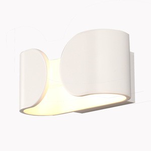 Simple design double heads acrylic hotel bedroom decorative indoor lighting white 6w COB LED wall lamp