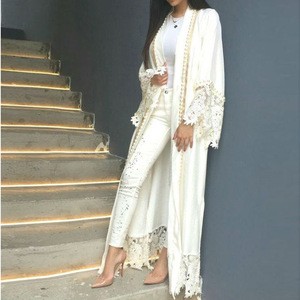 Wholesale elegant women&#39;s white Islamic Clothing Fashion Lace and pearl chain accessories islamic clothing abaya