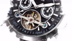 various types of watches such as mechanical watches, flight watches, quartz watches, diving watches, climbing watches, smart watches, digital watches