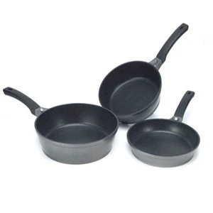 100% Food Grade Kitchenware Nostick Fryingpan /Casserol/Roaster Wok Cast Aluminum Cookware Set with Induction Bottom