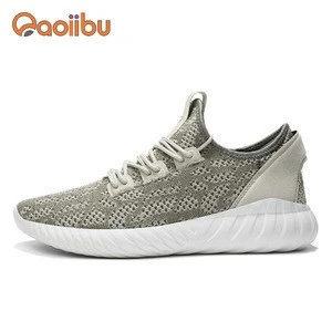 2018 new design breathable knitted upper men athlete shoes made in China