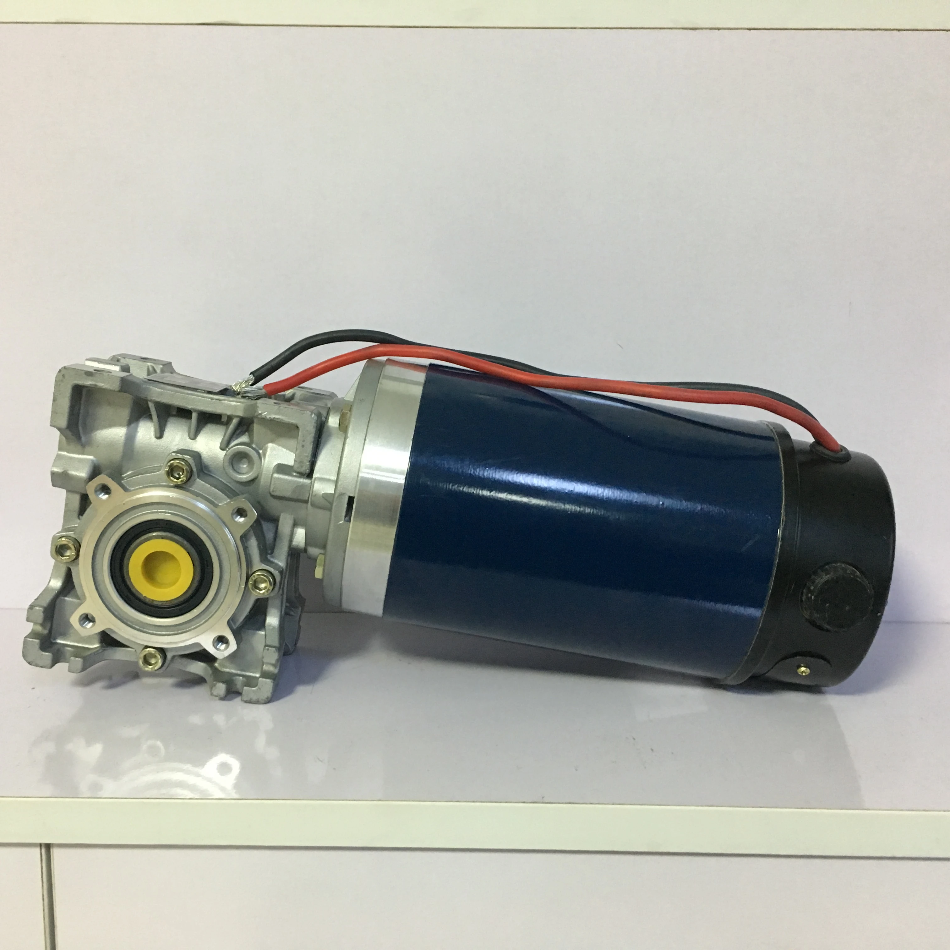 24VDC high power worm gear motor,high efficiency and big output torque
