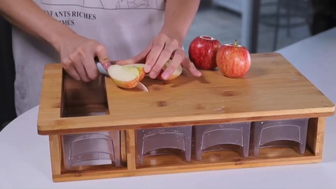 chopping board with storage