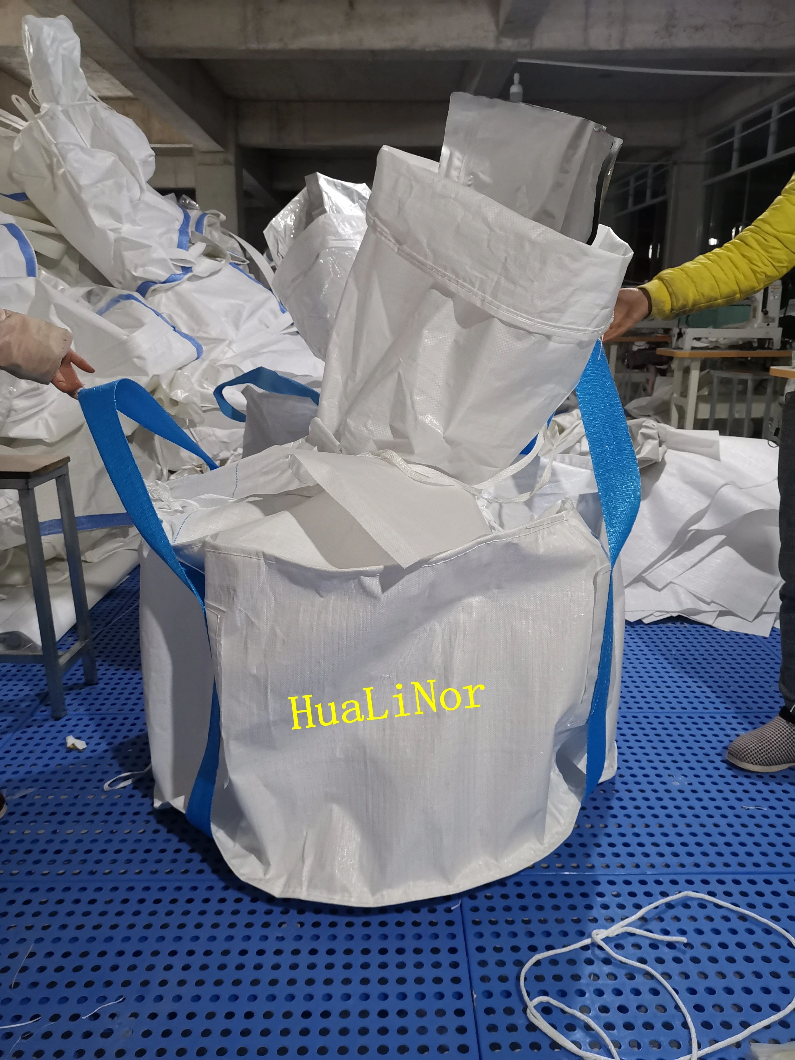 customized PP woven jumbo big bag with Aluminum foil inner bag can be vacuum-packed