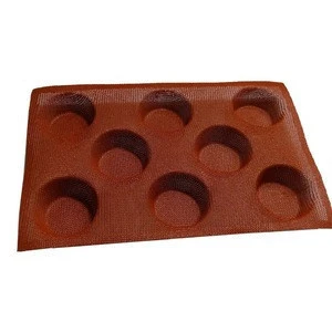 Food Grade LFGB Silicone Perforated Round Baking Pan France Hot Dog Bread Mold Bakeware For Kichen