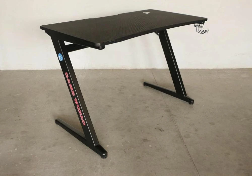 New Arrival Wholesale  Cheap Metal Gaming  Desk Computer Table With Led Lights Supplier&Seller&Factory
