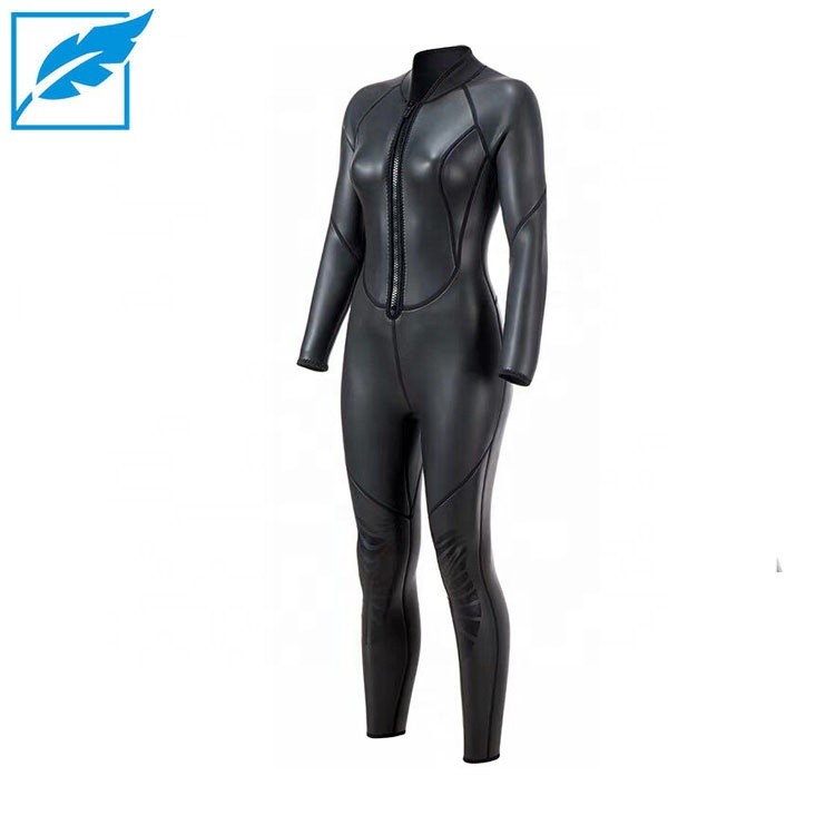 Sales Excellent Red Neoprene Wetsuit For Girls