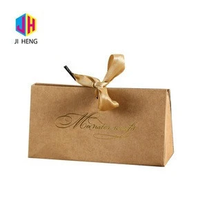 Special design wedding favour sweet candy hard kraft paper gift box