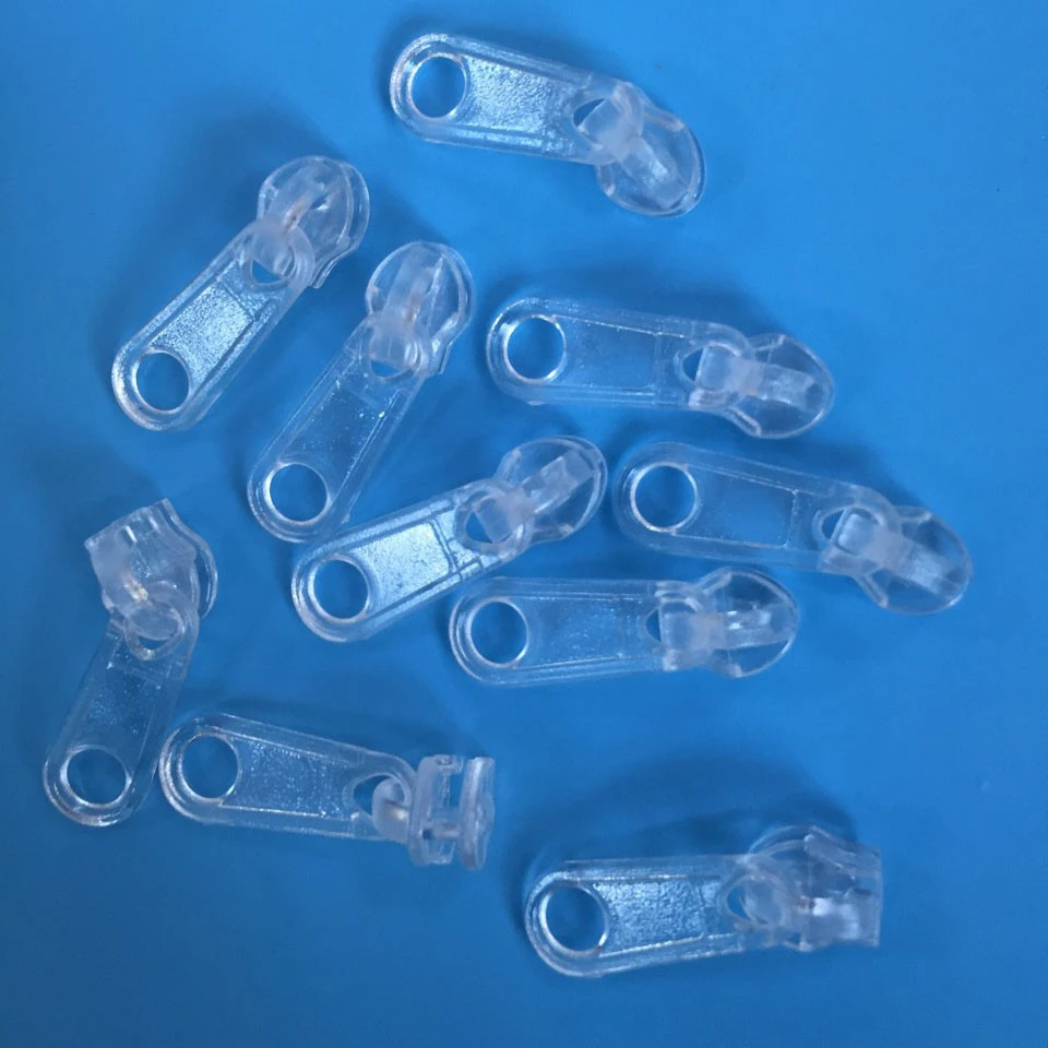 Wholesale High Quality Eco-Friendly Transparent Zipper  5# Plastic Nylon Zipper Slider Puller