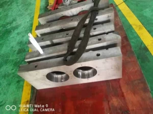Cast steel material box