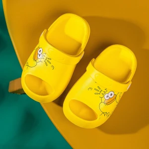 2021 New Design High Quality Yellow Duck Cartoon printing Children Yeezy Slippers Kids Yeezy Slippers 1MOQ 13CM-17CM