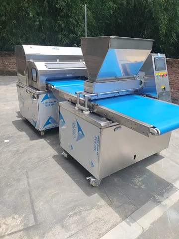 Icing Roller Machine Buy Automatic Sponge Cake Roll Cake Cream Spreading Log Swiss Roll ...