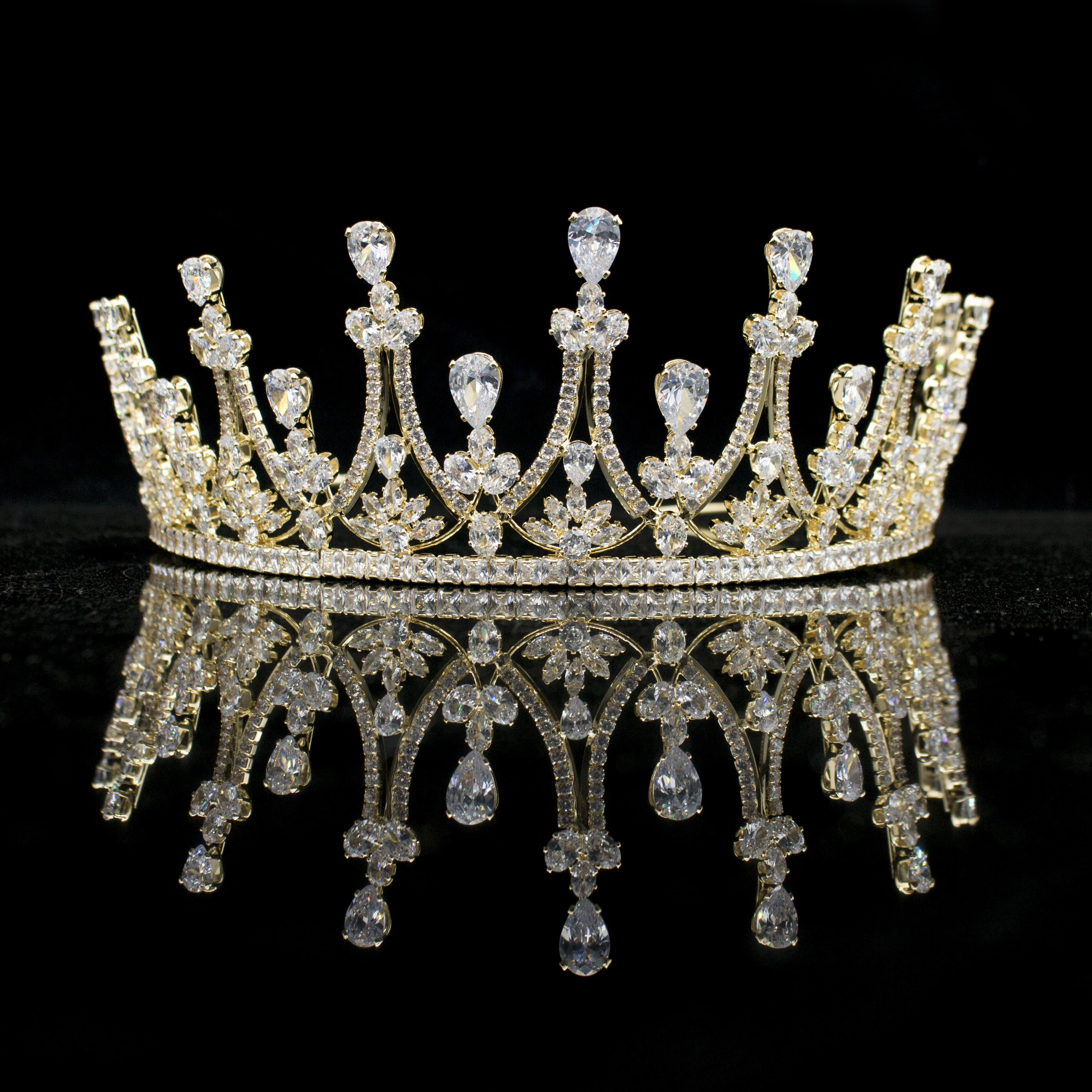 Hot sale Shinning Crystal Headpiece Women headpiece Hair accessories Gold Silver Princess Pageant tiara