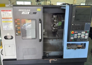 DOOSAN- LYNX 220