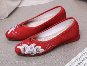 women dress shoes,spring footwear fashion style embroidered china shoes