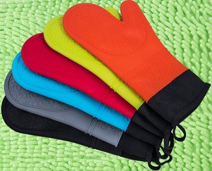 2020 hot selling oven mitt multi purpose silicone heat resistant baking gloves