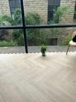 2024 LX Pure three-layer solid wood floor Oak natural herringbone spelling Oak natural three-layered wood
