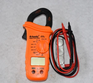 795730 CLAMP METER DCM-6 UP TO AC/DC500V