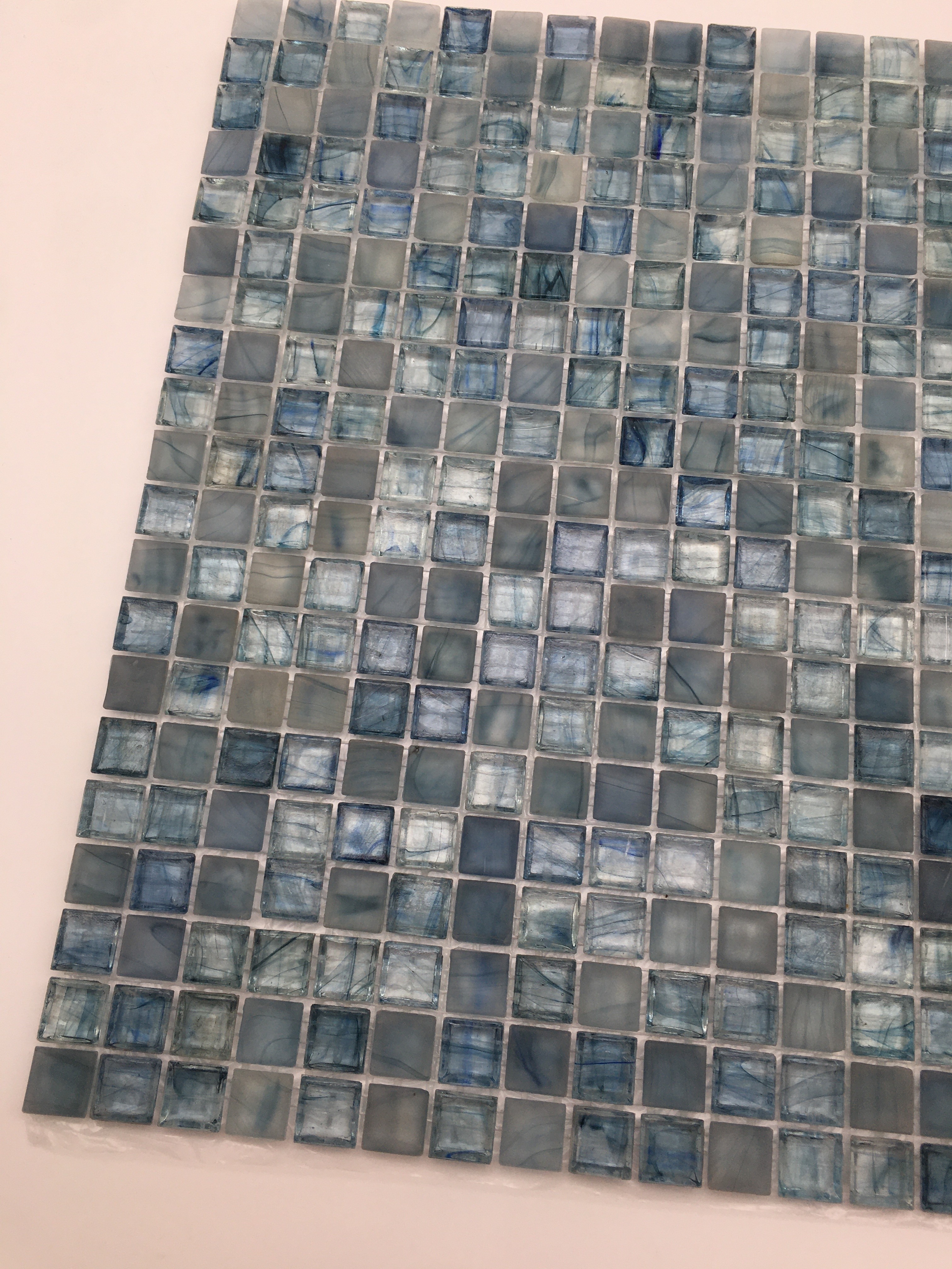 Cheap mosaic swimming pool tile hot melt vitreous glass mosaic for swimming pool tile
